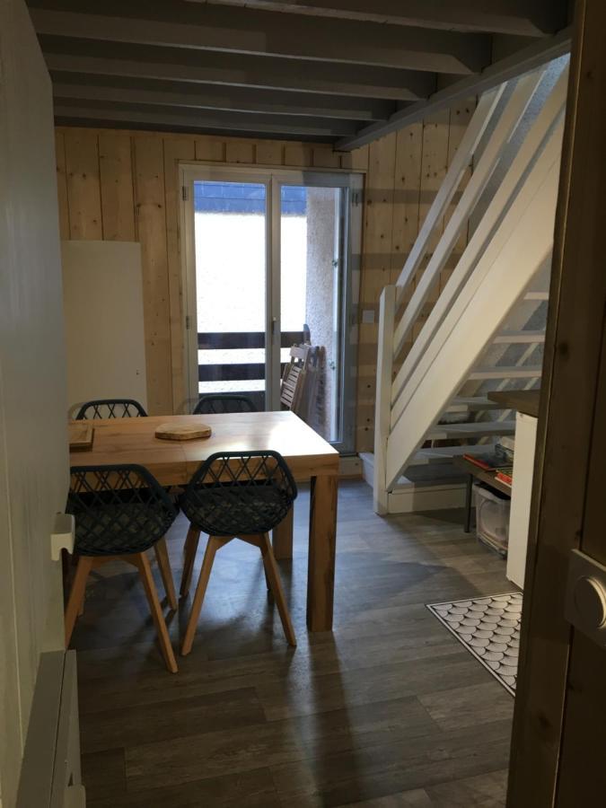 Joli Petit Appartement Au Calme, Refait A Neuf, Avec Linge De Maison Fourni 科特雷 外观 照片