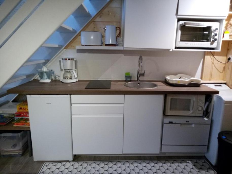 Joli Petit Appartement Au Calme, Refait A Neuf, Avec Linge De Maison Fourni 科特雷 外观 照片